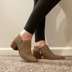 Caslon ankle booties